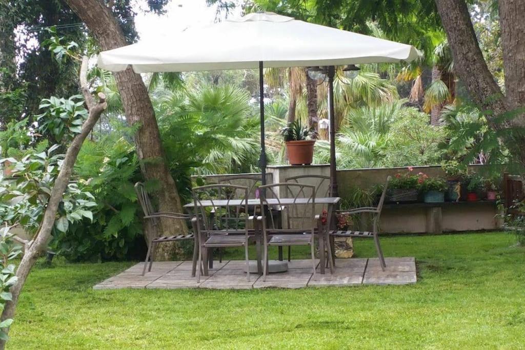 ג'נובה Casetta Jacaranda מראה חיצוני תמונה